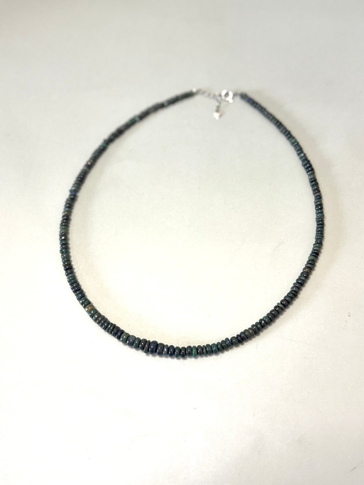 Collar Ópalo Oscuro