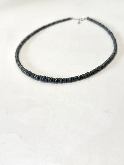 Collar Ópalo Oscuro