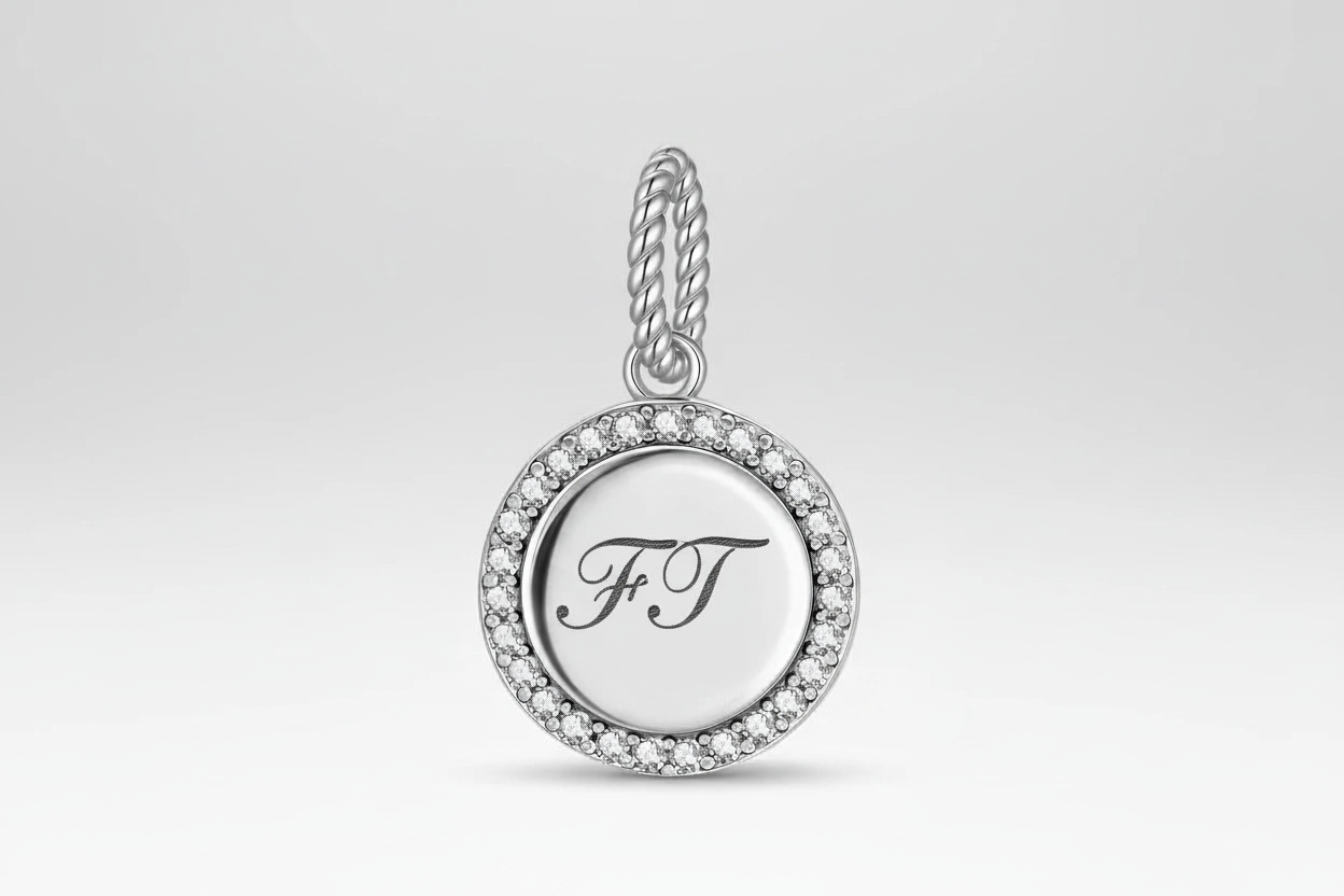 Charm Placa Circular con zirconias +Personalización