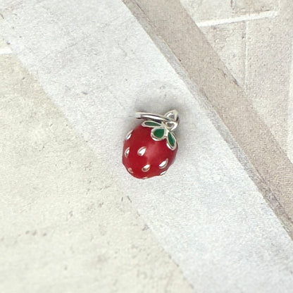 Charm Pequeña Fresa
