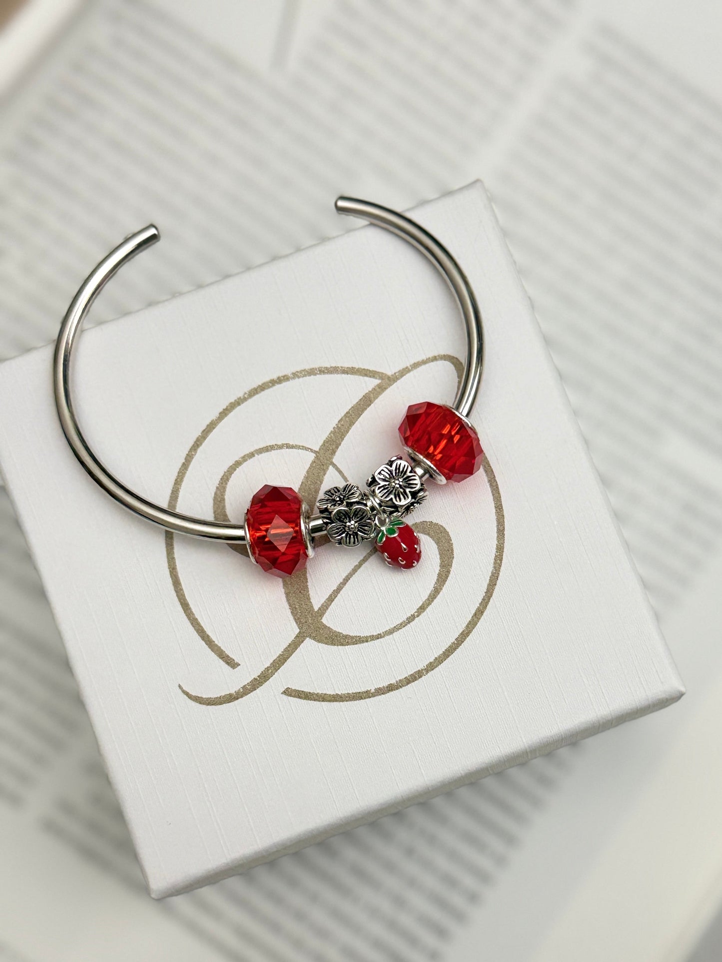 Charm Pequeña Fresa